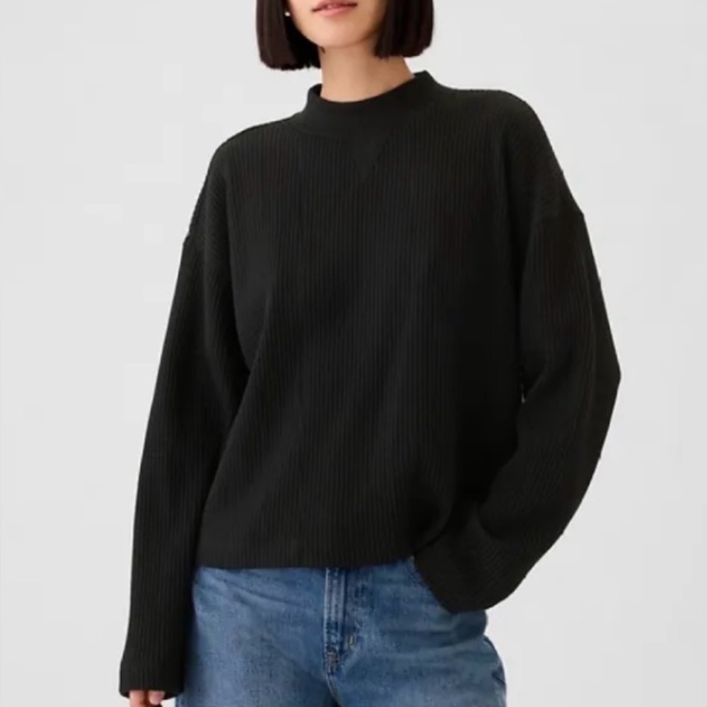 GAP Oversized Mockneck Waffle T-Shirt Long Sleeves Medium